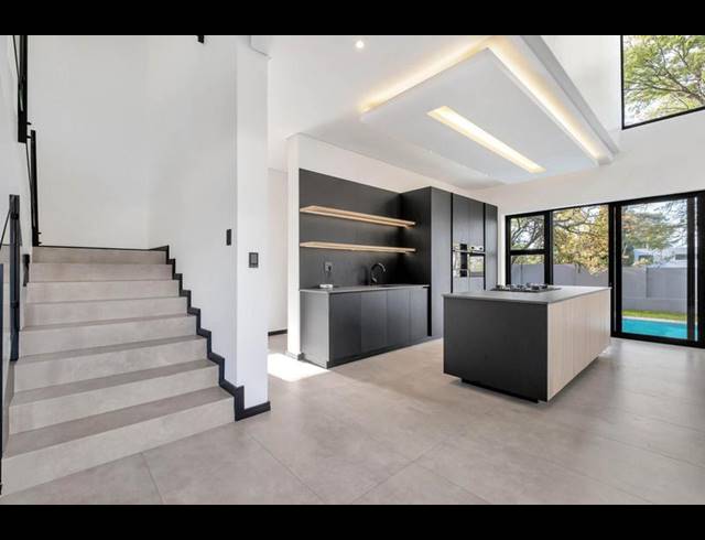 4 BEDROOM HOUSE FOR SALE IN BRYANSTON